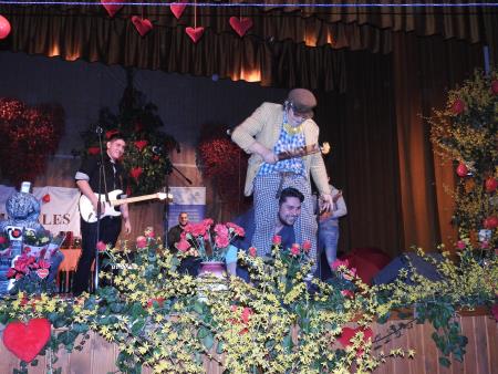 Valentinov glasbeno-humoristični koncert Franca Gorze z gosti 62